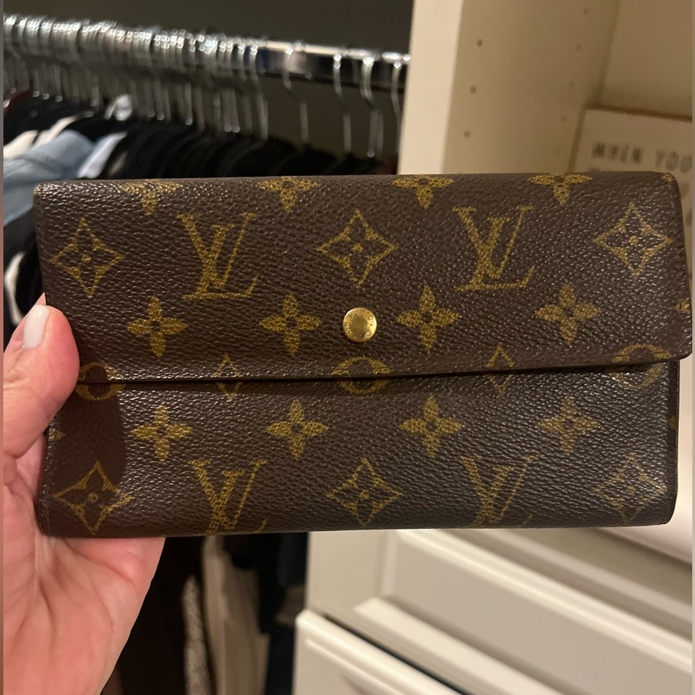 Authentic Louis Vuitton trifold wallet